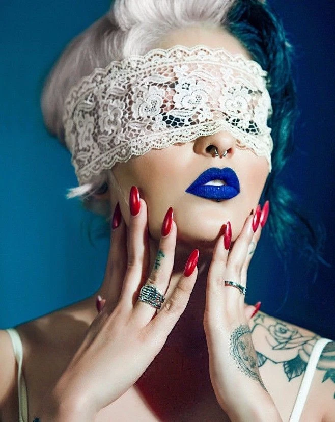 MELT COSMETICS MATTE LIPSTICK DGAF GOTHIC BLUE 3.2g 0.11oz HALLOWEEN USA FREE SH - Image 4 of 4