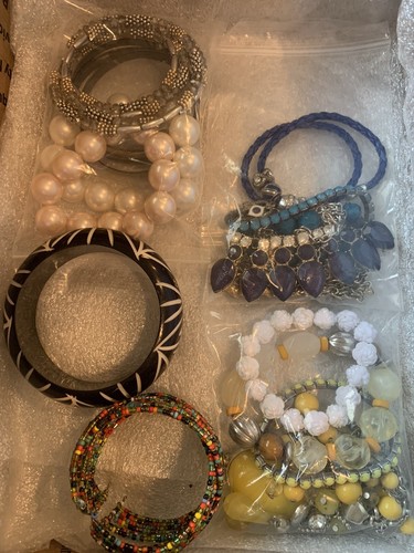 Costume Jewelry Lot 6 LBS Vintage To Modern ALL WEARABLE Wear Or Resale 110 Pcs - Picture 19 of 20