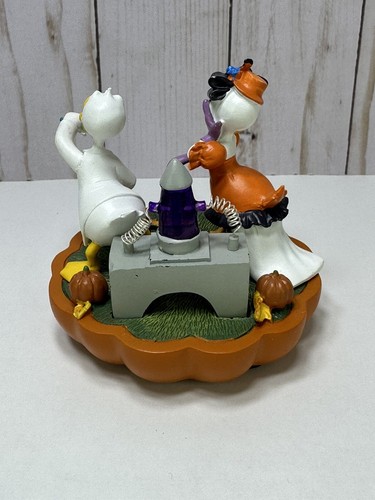 Disney Halloween, Paperino ""Love Potion 13" Hawthorne Village RARO trovato - Foto 5 di 12