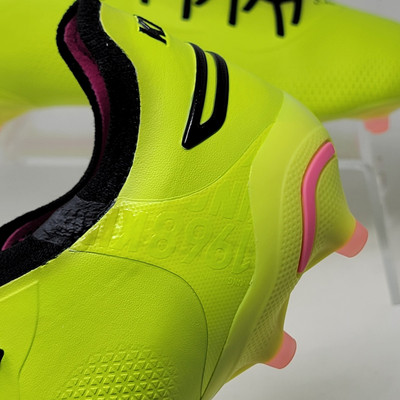 Puma King Ultimate FG/AG 107563-06 Firm Ground Mens Soccer Cleats Size 11 New Puma King Ultimate FG/AG 107563-06 Firm Ground Mens Soccer  main image 3