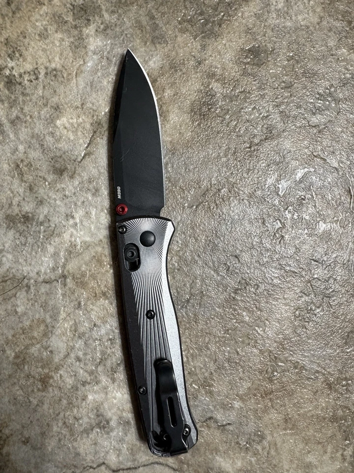 Benchmade Bugout 535BK-4 M390, Silver Aluminum Handle - Image 2 of 3