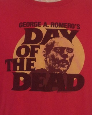 vintage 00s Y2K 2005 George Romero Day Of The Dead T-Shirt Zombie Film Movie XL