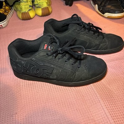 DC Shoes Men's Black Skateboarding Shoes Athletic Footwear for Skateboard Sport