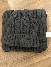 NEW Ben Sherman Gray Hat and Scarf Set