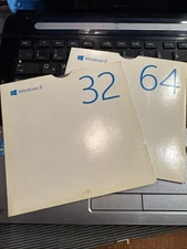 Windows 8 and Pro, 32 bit and 64 bit Backup Discs - NO KEY - MEDIA ONLY