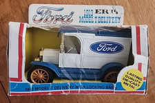 Ertl Die-Cast Metal 1913 Model T Ford Delivery Replica Bank 1/25 Scale