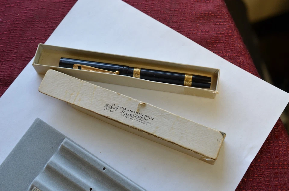 vintage fountain pen in box the Salz Bros New York large black gold lever fill - Image 3 of 4