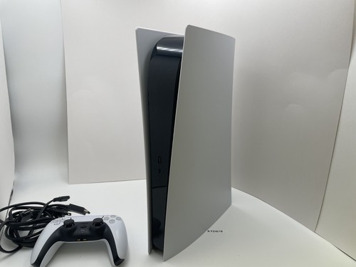 Sony PlayStation 5 Digital Edition - 825 GB - White - Very Good Condition - Picture 4 of 5