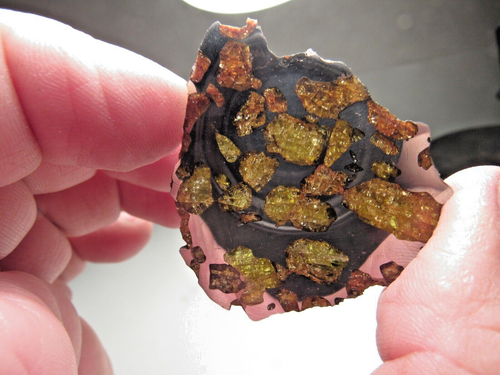 TOP ANGEBOT! WUNDERSCHÖNE KRISTALLE! UNGLAUBLICHER IMILAC PALLASIT METEORIT! 19,97 GMS - Bild 5 von 8