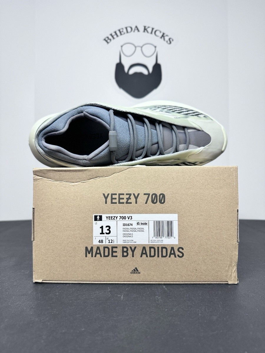 在庫処分 adidas イージー700V3 フェイド ソルト ID1674 Adidas Yeezy 700 V3 'Fade Salt' Grade-School – DTLR