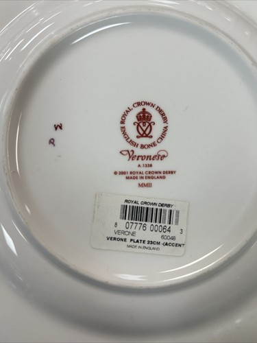 Royal Crown Derby Verone Accent Salad Plate - Picture 5 of 5
