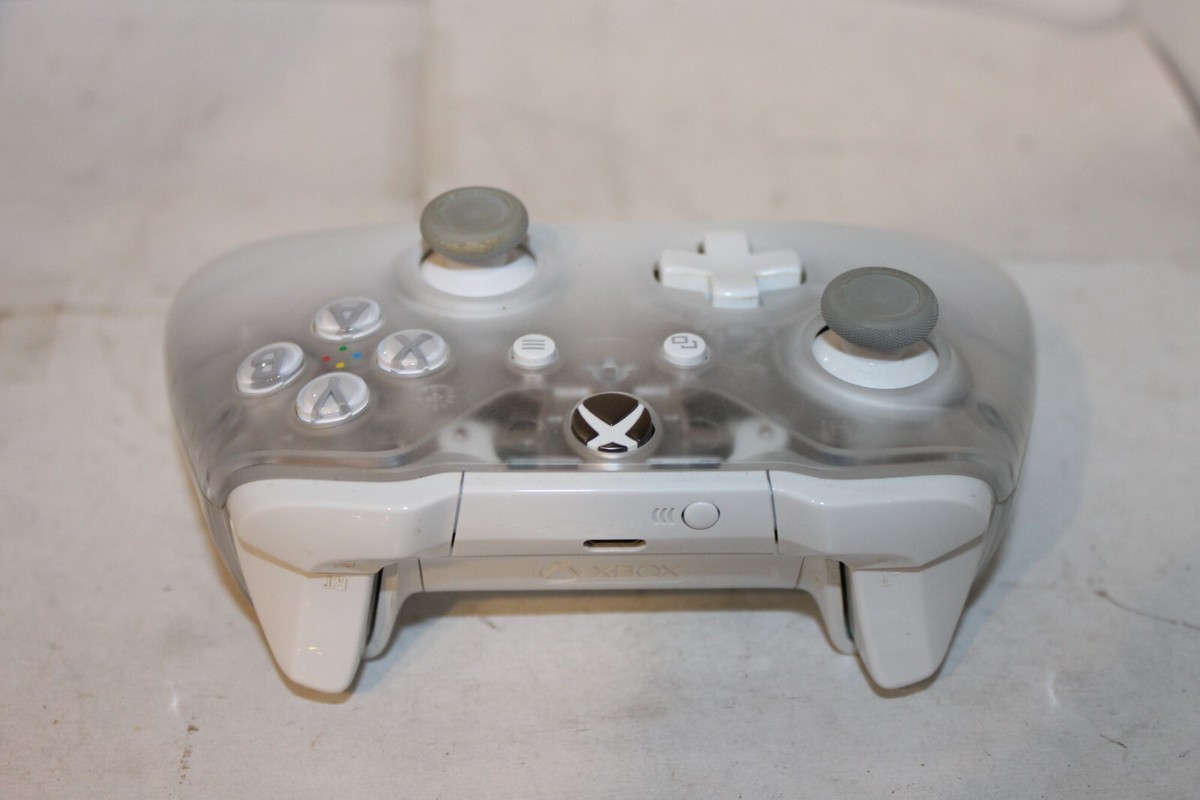 Microsoft Xbox One Phantom White Special Edition Controller Microsoft Xbox One Phantom White Special Edition Controller