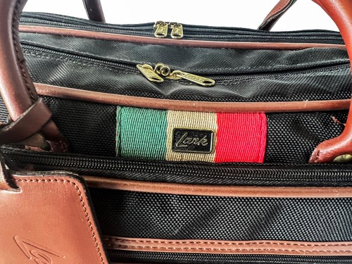 VINTAGE LARK WEEKENDER 750 SERIES CARRY ON LUGGAGE - Picture 5 of 13
