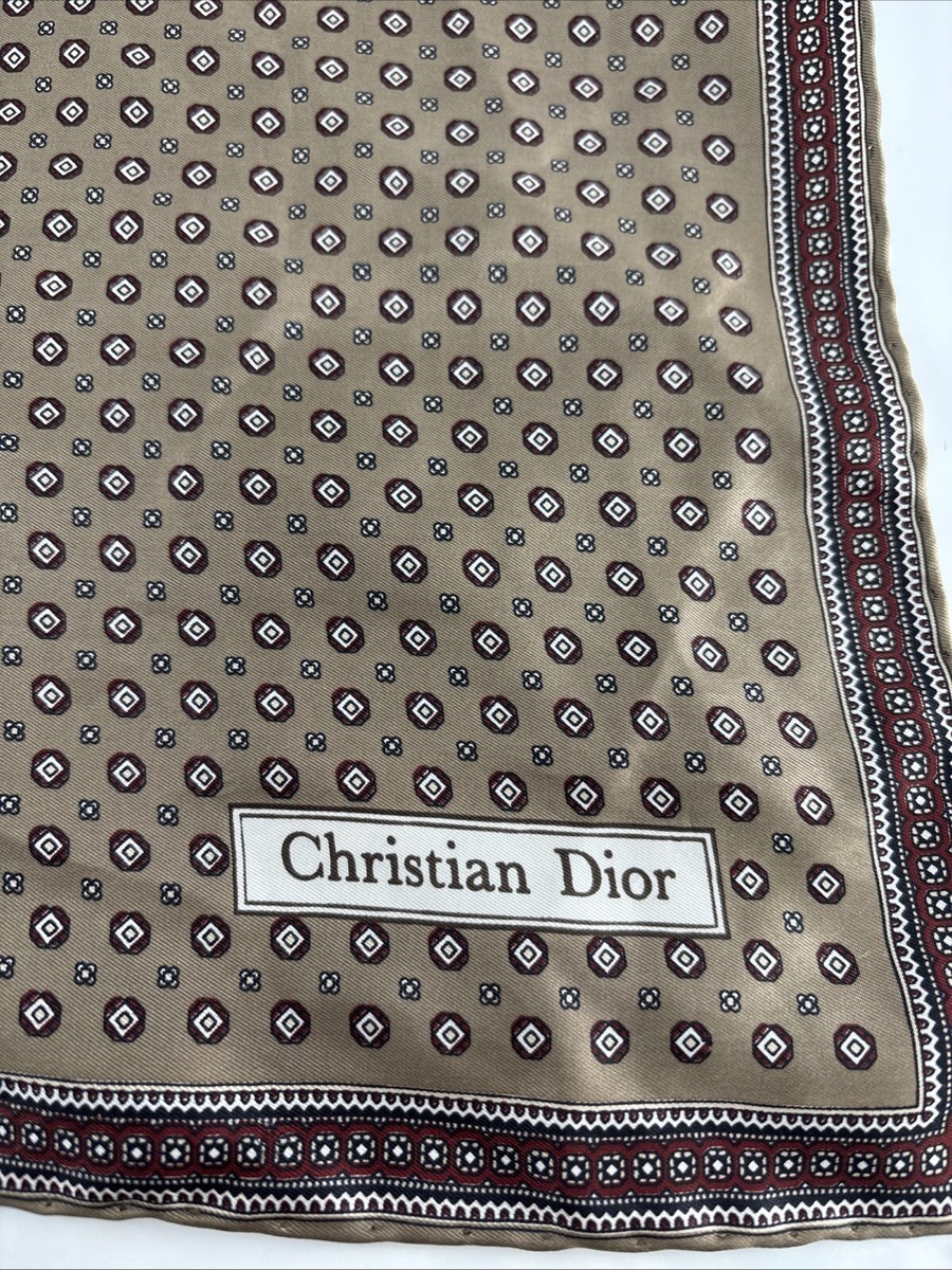 クリスチャンディオール〝C〟ロゴ　花柄　ドット　大人なベージュブラウン　スカーフ Christian Dior ブラウン スカーフ クリスチャンディオール〝C