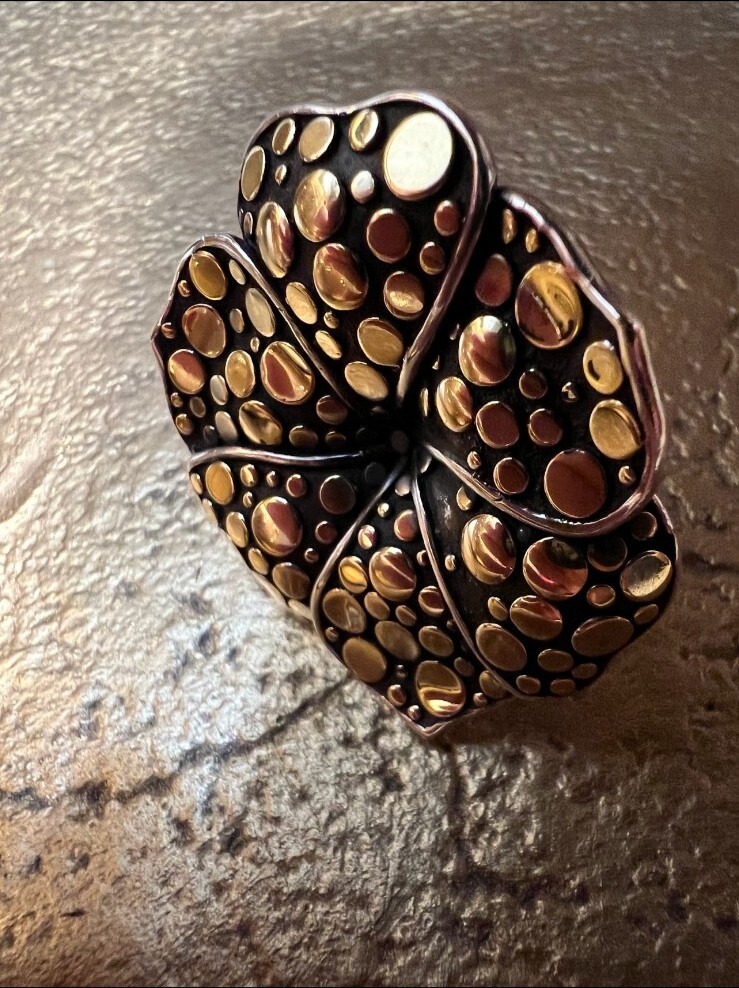 John Hardy TwoTone Sterling Silver 18K Gold Ayu Frangipani Flower Dot