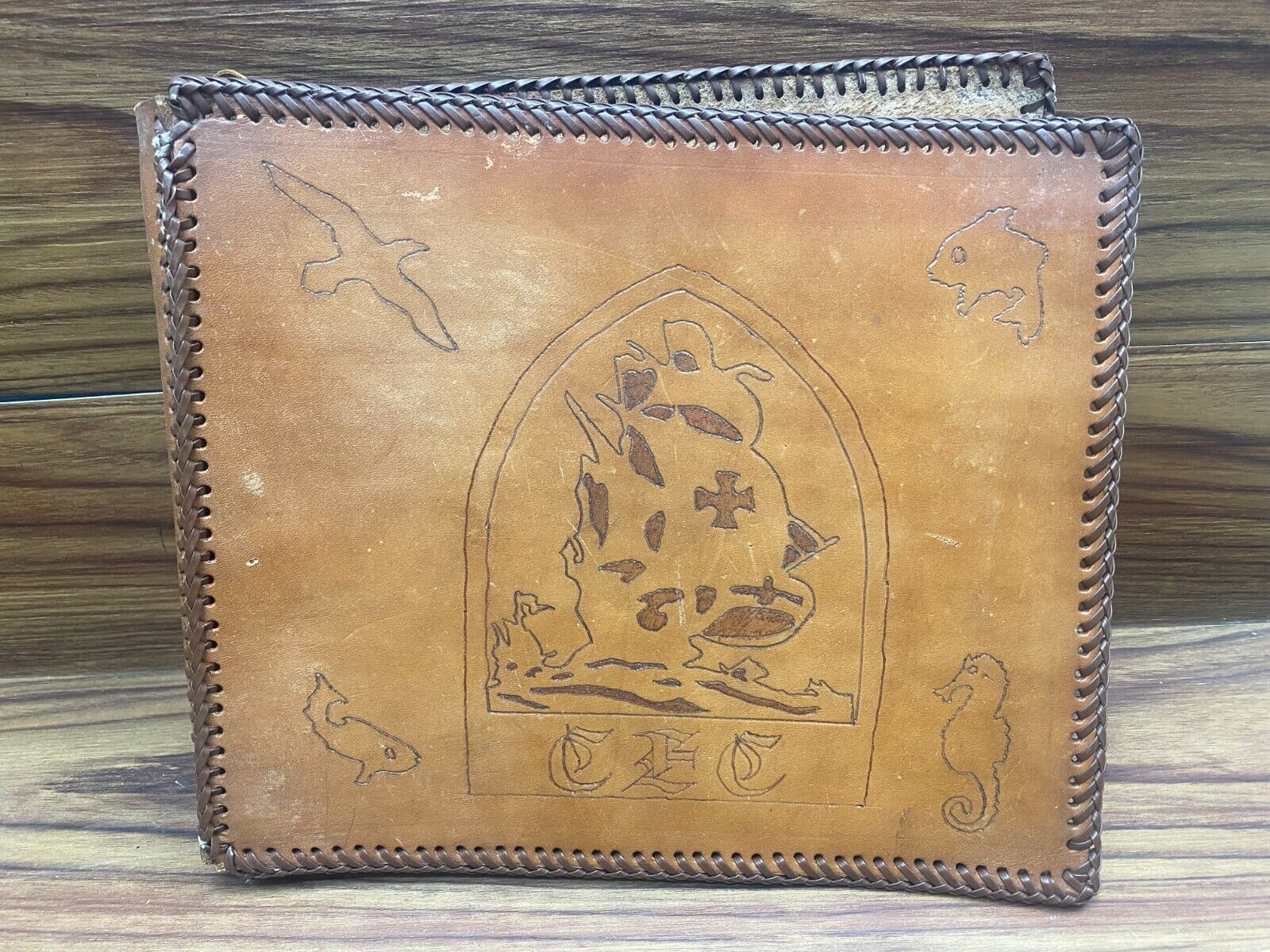 Picture 1 of 24