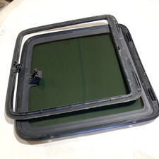 1999-2006 Chevrolet Silverado Lh Quarter Glass Vent Window Wframe Gmc Sierra 1999-2006 Chevrolet Silverado Lh Quarter Glass Vent Window Wframe Gmc Sierra