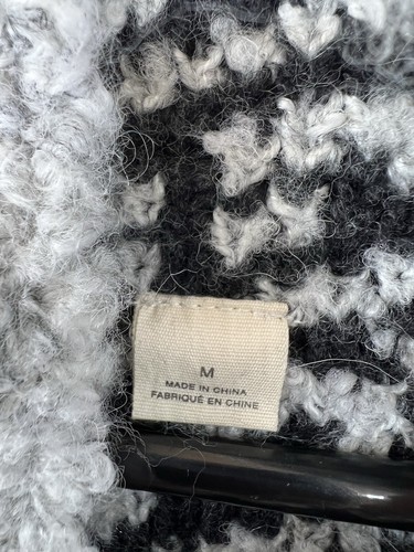 MOTH Anthropologie Medium Cropped Sweater Black/Grey Bell Sleeve Mock Neck - 第 4/15 張圖片