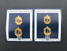 Two Pairs!  VENEZUELA  ARMY OFFICER National Crest Insignia Pins Hugo Chavez