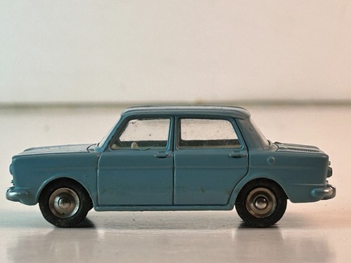 Dinky No. 519 Simca 1000 Sedan with Original Box - Picture 9 of 20