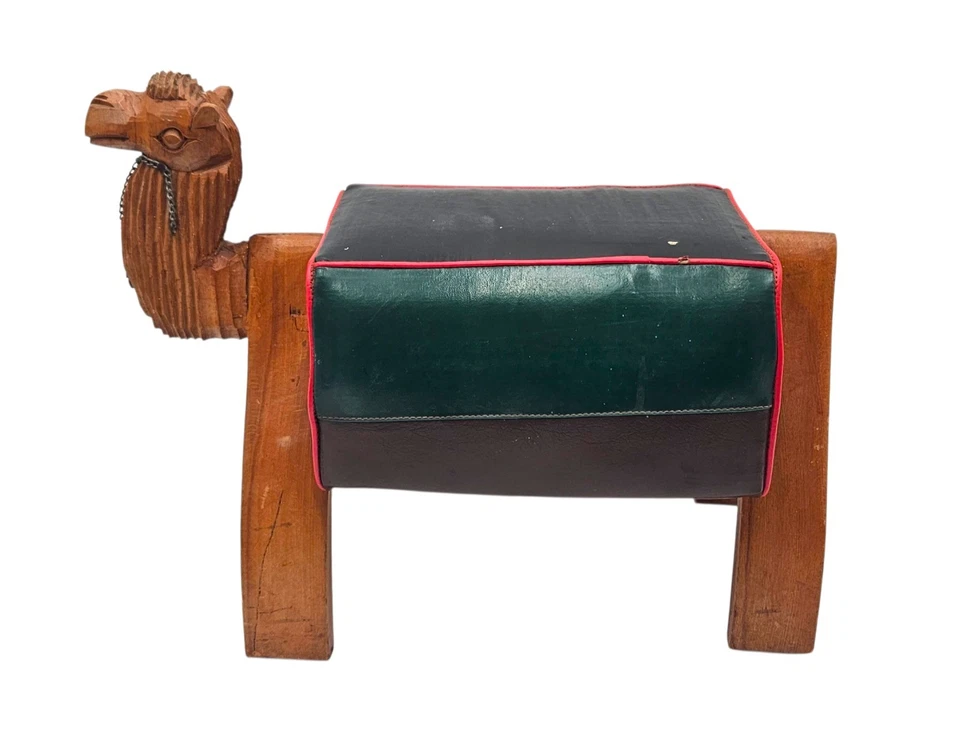 Juego de 2 taburetes acolchados de madera tallados a mano con cojines de cuero Foto 2 de 4