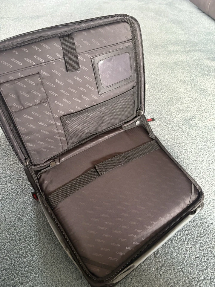 Carpeta con cremallera de 2 pulgadas 3 anillos en D con estuche acolchado para computadora portátil estación de trabajo hombro Foto 3 de 4