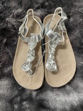 NEW Girl  s Silver Sandals