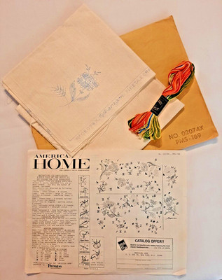Paragon Embroidery Kit, 2 Flower Placemats & 2 Napkins, Tulip Daisy 100% Linen