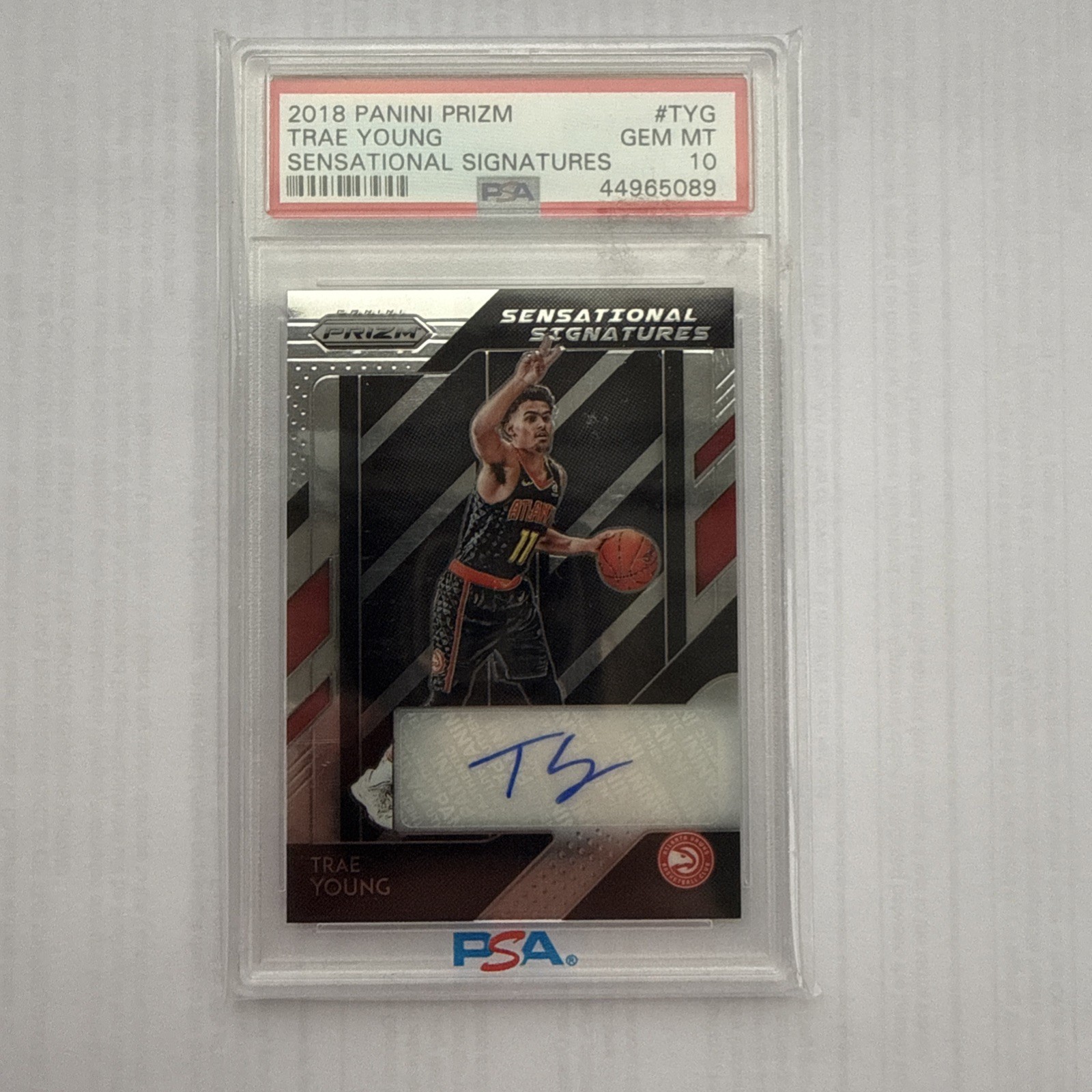 2018 Prizm Trae Young Sensational Signatures Auto PSA 10 GEM MINT Rookie Hawks