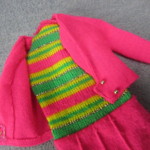 Vintage Barbie TEAMS UP #1855 Outfit Dress and Cardigan Pink Green Mod - Picture 2 of 8
