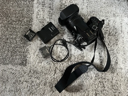 Panasonic Lumix FZ-2000