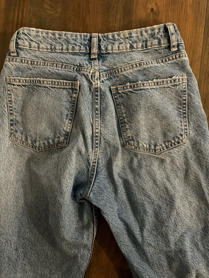 Pantalones de mezclilla para mujer Zara azules desgastados tiro alto pierna recta talla 6 Foto 4 de 4