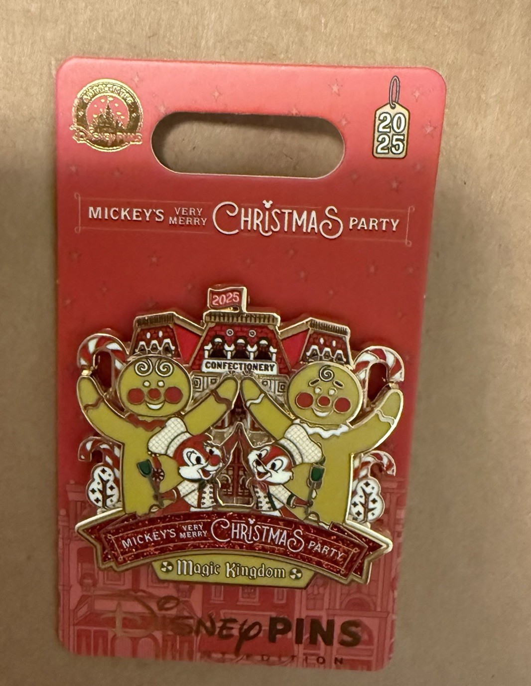 Disney Parks 2025 New Mickey’s Very Merry Christmas Party Chip & Dale Pin LE Y1