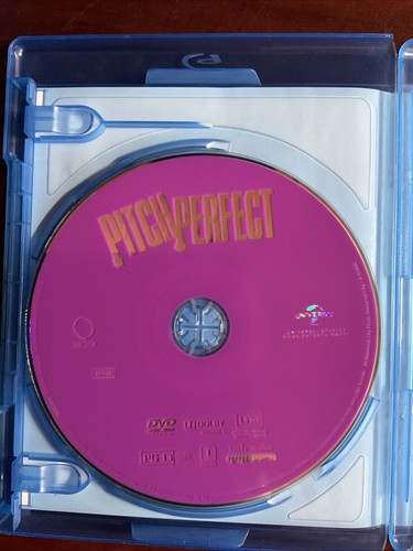 Pitch Perfect (Blu-ray) - Picture 2 of 4