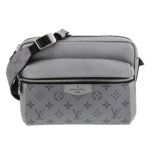 LOUIS VUITTON TAIGARAMA OUTDOOR MESSENGER BAG M30830 MONOGRAM GRAY BLACK MEN'S