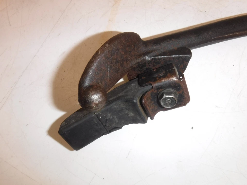 83-86 HONDA V65 MAGNA OEM SOPORTE LATERAL SOPORTE Foto 2 de 4