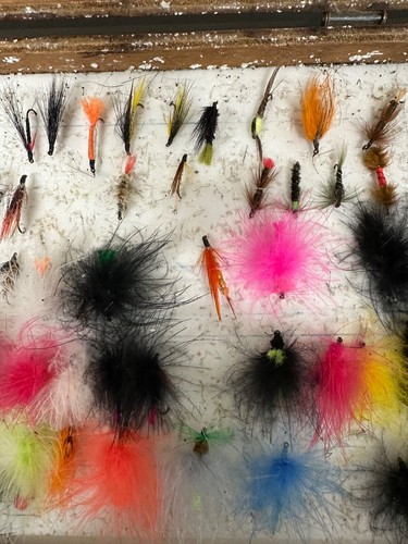Gran colección de moscas de pesca con mosca - Imagen 6 de 7