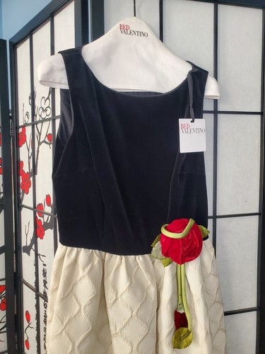 Red Valentino Chic black and Beige dress. Features a striking red rose NWT $1995 - Picture 3 of 10
