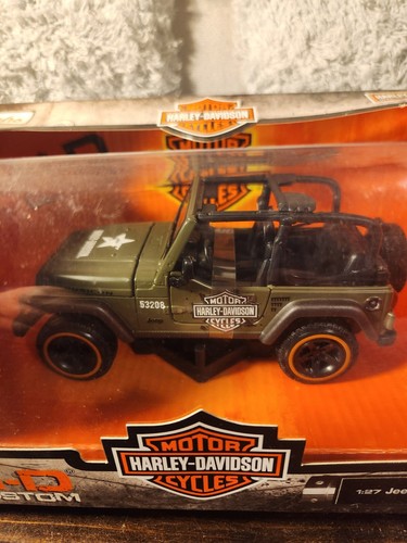 Maisto Jeep Wrangler Rubicon 127 scale - Picture 2 of 7