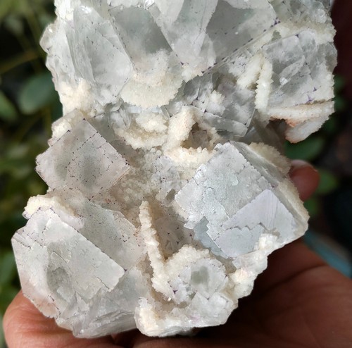 530 g Hermoso Cubo Bordes Azules Cuarzo Cristal Mineral Espécimen China - Imagen 16 de 18