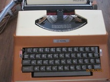  Vintage Litton Royal Apollo 10 GT MODEL SP8000 Electric Typewriter W/ Case  thumbnail