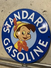 Heavy 2 Lb Standard Gasoline Oli Pump  Advertising Porcelain Gas Sign