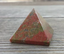 NATURAL UNAKITE MEDIUM GEMSTONE PYRAMID 27-30mm
