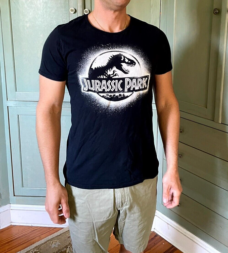 Jurassic Park World Shirt Medium Men Black Slim Fit - Picture 2 of 11