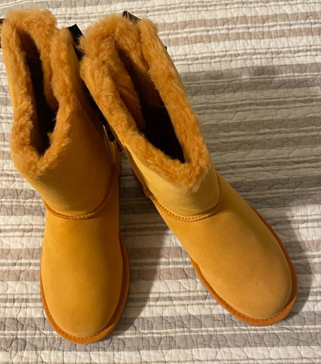 uggs yellow