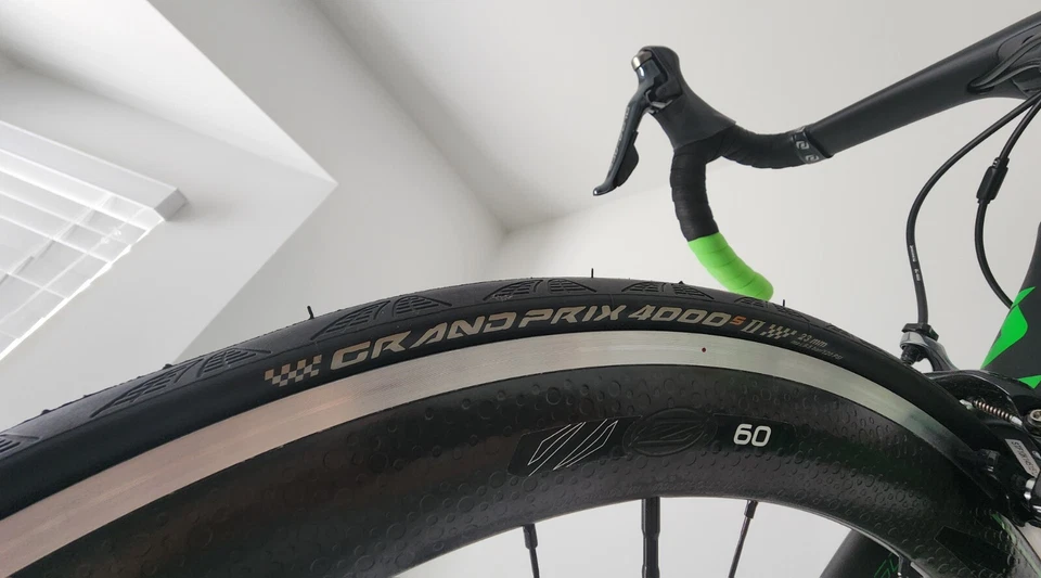 BICICLETA MEDIANA SCOTT FOIL TEAM EDICIÓN 54CM Foto 2 de 4