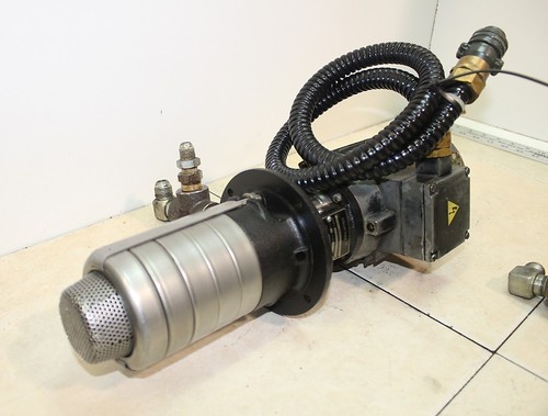 GRUNDFOS PUMP SPK1-3 A-W-A-CVUV 4AP63-2S - Picture 2 of 10