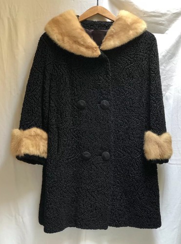 Curly Lamb Coat with Mink Fur Collar 