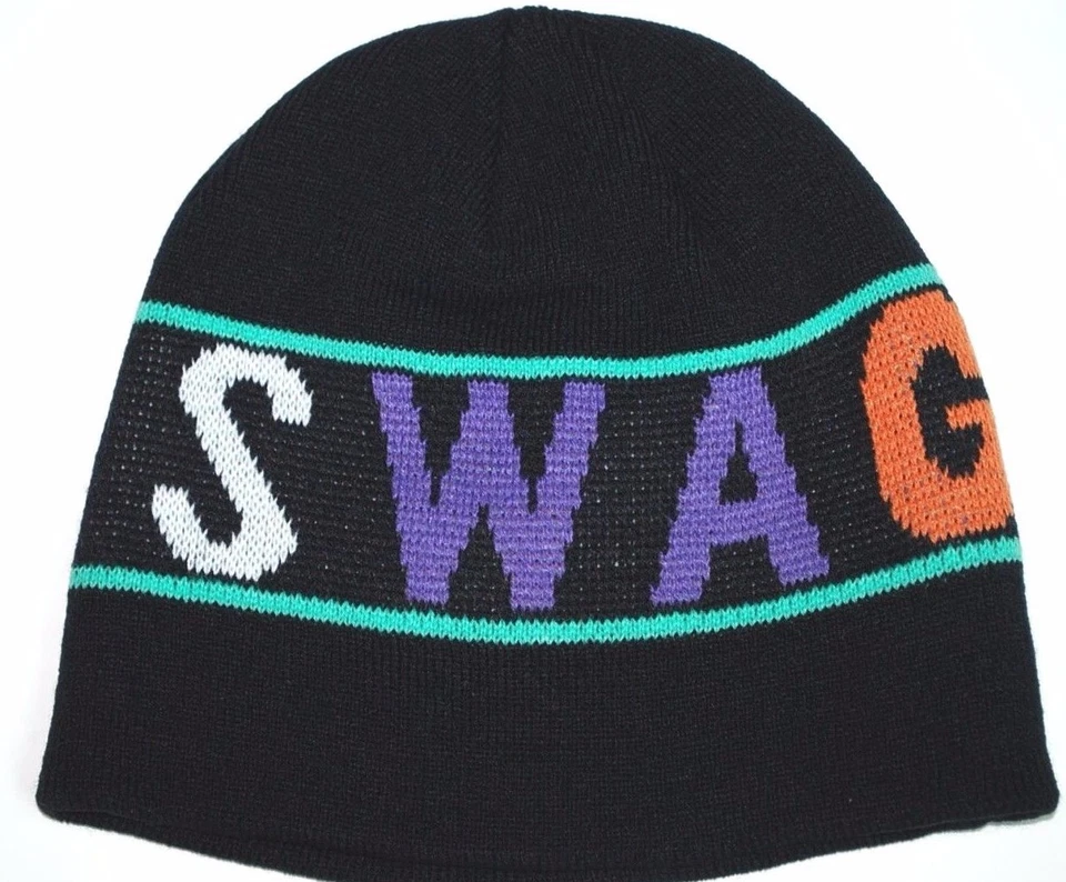 Gorro de invierno tejido negro talla FU&% SWAG negro Foto 3 de 4