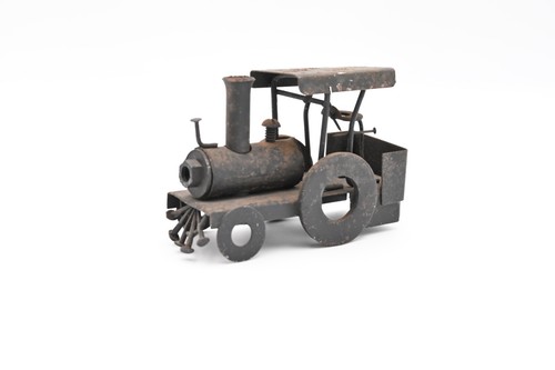 Vintage Folk Art Train Engine Scrap Metal Parts Sculpture Schils Ent. Inc.? Wils - Picture 1 of 8